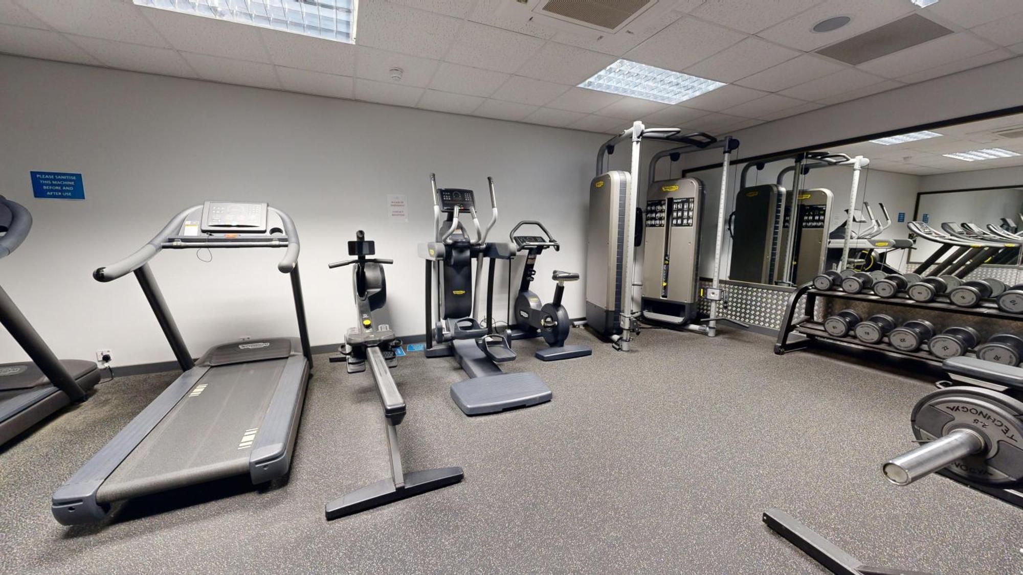 Yarnfield Park Training And Conference Centre Hotel Stone  Bagian luar foto