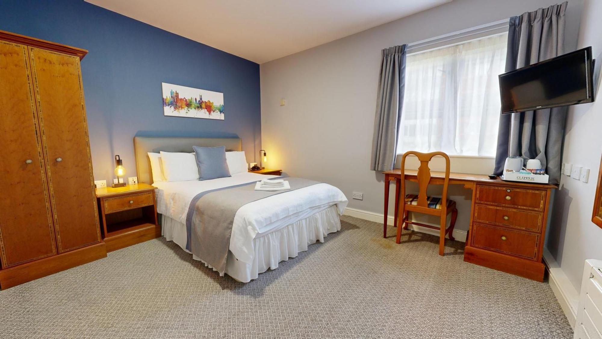 Yarnfield Park Training And Conference Centre Hotel Stone  Bagian luar foto