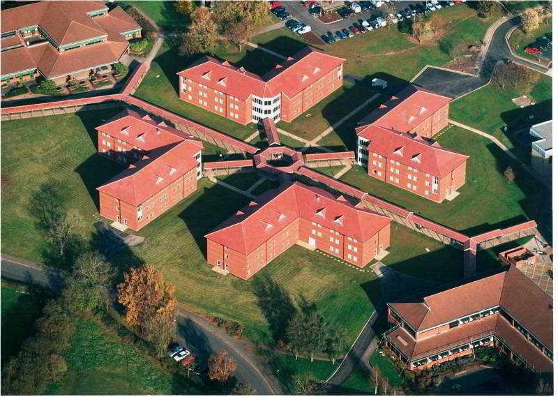Yarnfield Park Training And Conference Centre Hotel Stone  Bagian luar foto