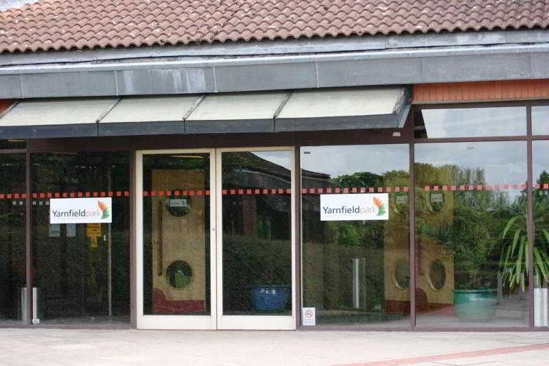 Yarnfield Park Training And Conference Centre Hotel Stone  Bagian luar foto